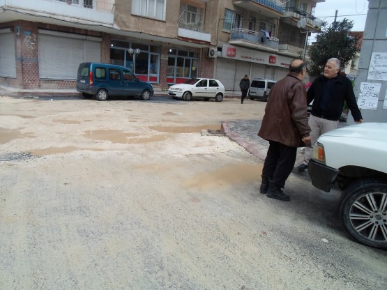 Toroslar İlçesi Sağlık Mahallesi 86014 ve bulunan sokakların Çamur deryası hali
Bu Hizmetler kimler için