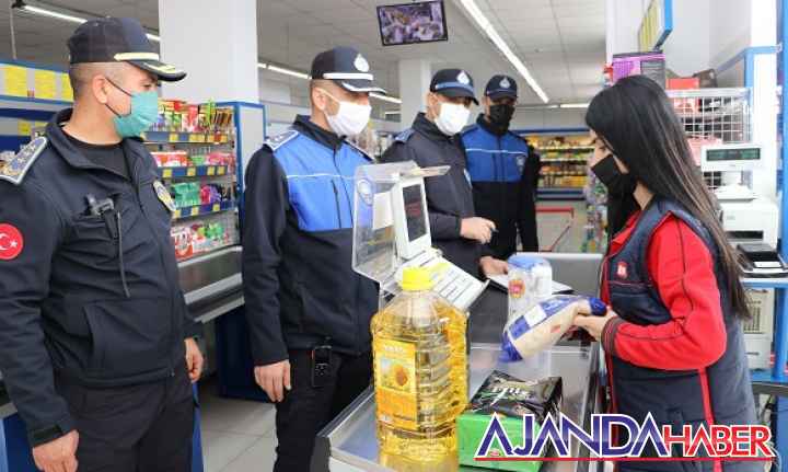 Toroslar zabıtası, fahiş fiyat ve stok denetimine devam