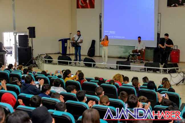 Tarsus’taki Lgs Kurs Merkezi Öğrencilerine, Müzikli Motivasyon