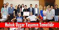 Hukuk Uygar  Yaşamın Temelidir.