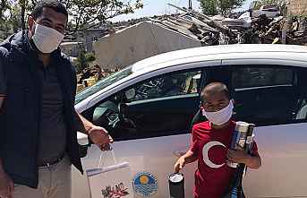Alperen'e hediyeler Büyükşehirden