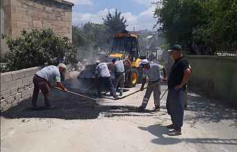 AKDENİZ’DE ASFALT ÇALIŞMALARI..