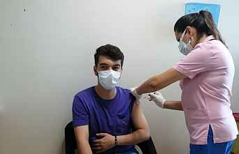 Ebru Hemşire "Mutlaka Aşı Olun"