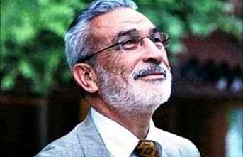 İsmet Özel