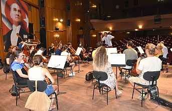 Festival, perdesini bir Türkiye prömi..