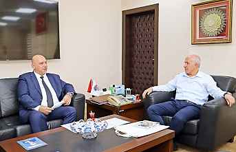 İçel Sanat Kulübün'den Gültak'a ziyaret