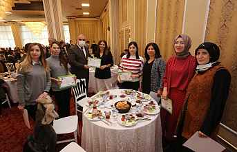 CANİK’TE ÖĞRETMENLER GÜNÜ KUTLAMASI