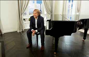 RICHARD CLAYDERMAN