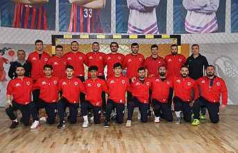 MİY hentbol play off’lara hazırlanıyor