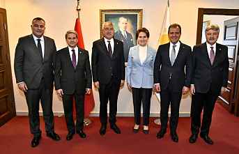 Seçer, Meral Akşener’i ziyaret etti