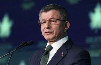 Davutoğlu Mersin’de İktidara yüklendi