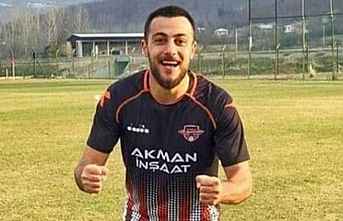 Amatör ligde forma giyen futbolcu Barış Demir kalp...