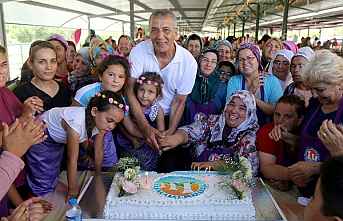 Başkan Tarhan’a “Kent Ekonomisi ve İşletmeciliği”...