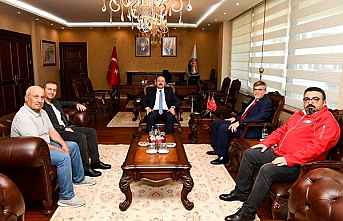 Kızılay Mersin Şubesi’nden Vali Pehlivan’a...