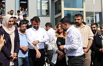 Akdeniz Belediyesinde Dem Partili Başkan Göreve Başladı